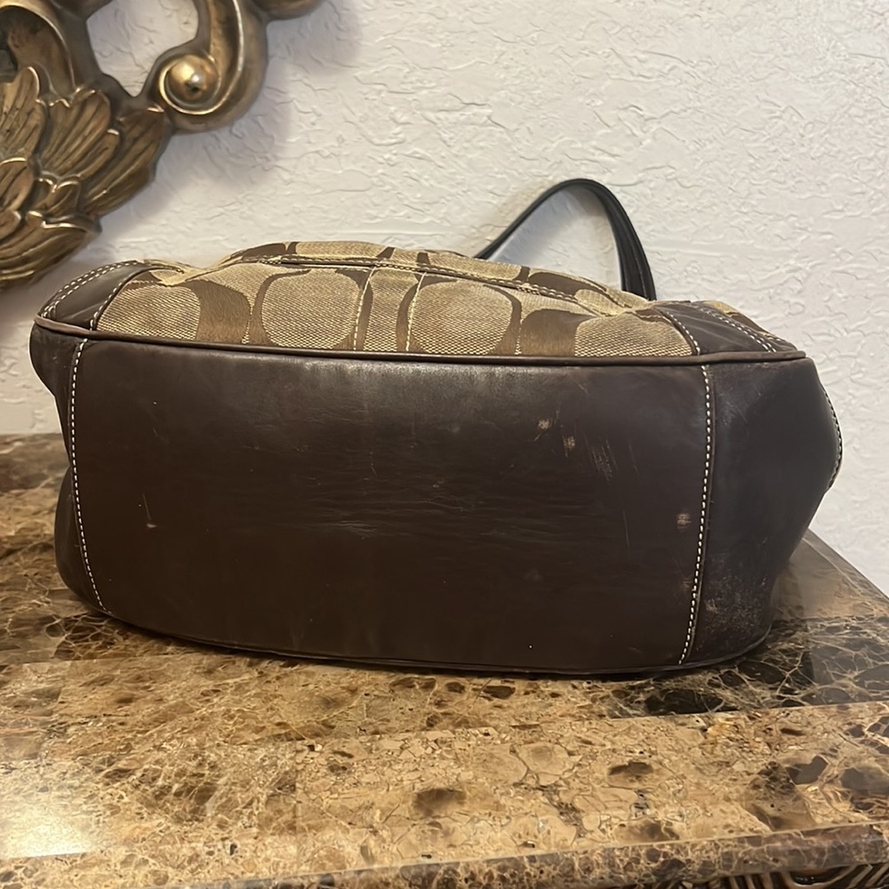 Used Coach bag - Picture 3 of 9